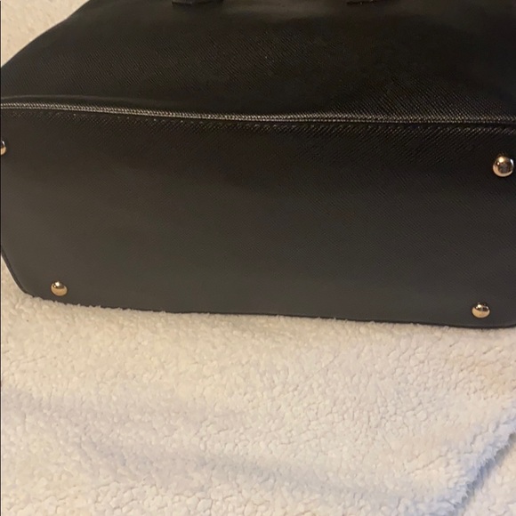 Handbag - Picture 3 of 5